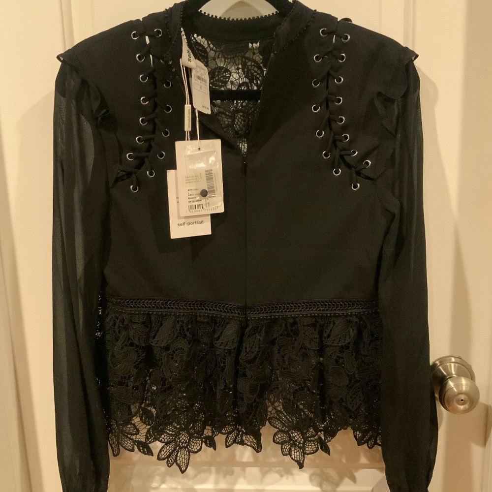 BRAND NEW W/TAGS, GORGEOUS BLACK SELF PORTRAIT DETAILED TOP